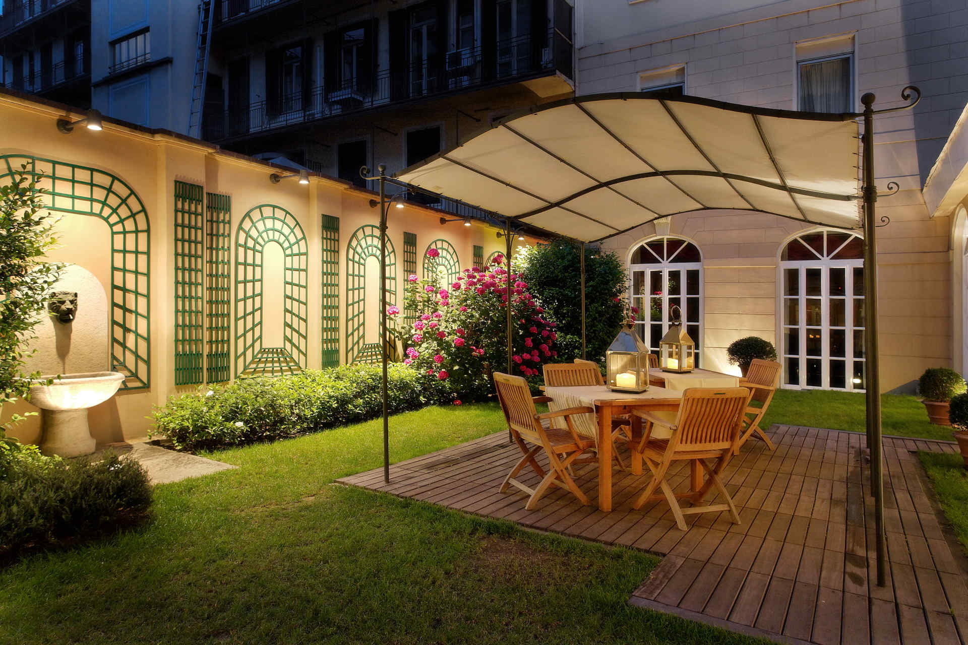 The courtyard at night at Hotel Sitea, photo provided