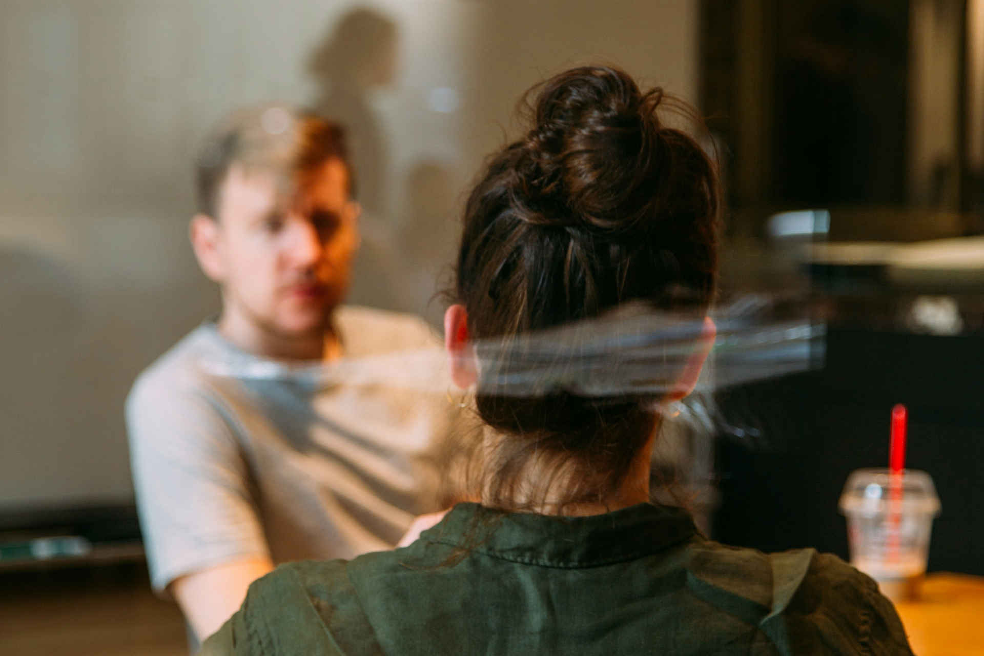 In conversation © charlesdeluvio / Unsplash