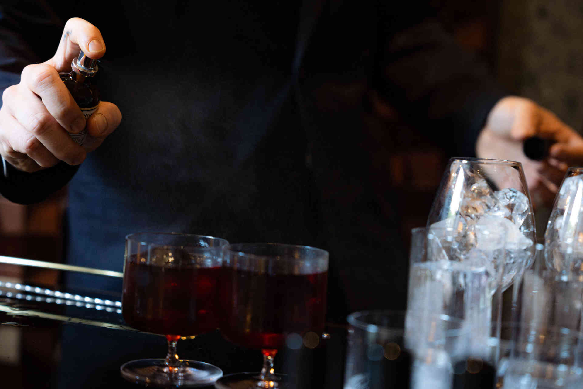 Milanese aperitif served from a trolley © Portrait Hotels and Resorts