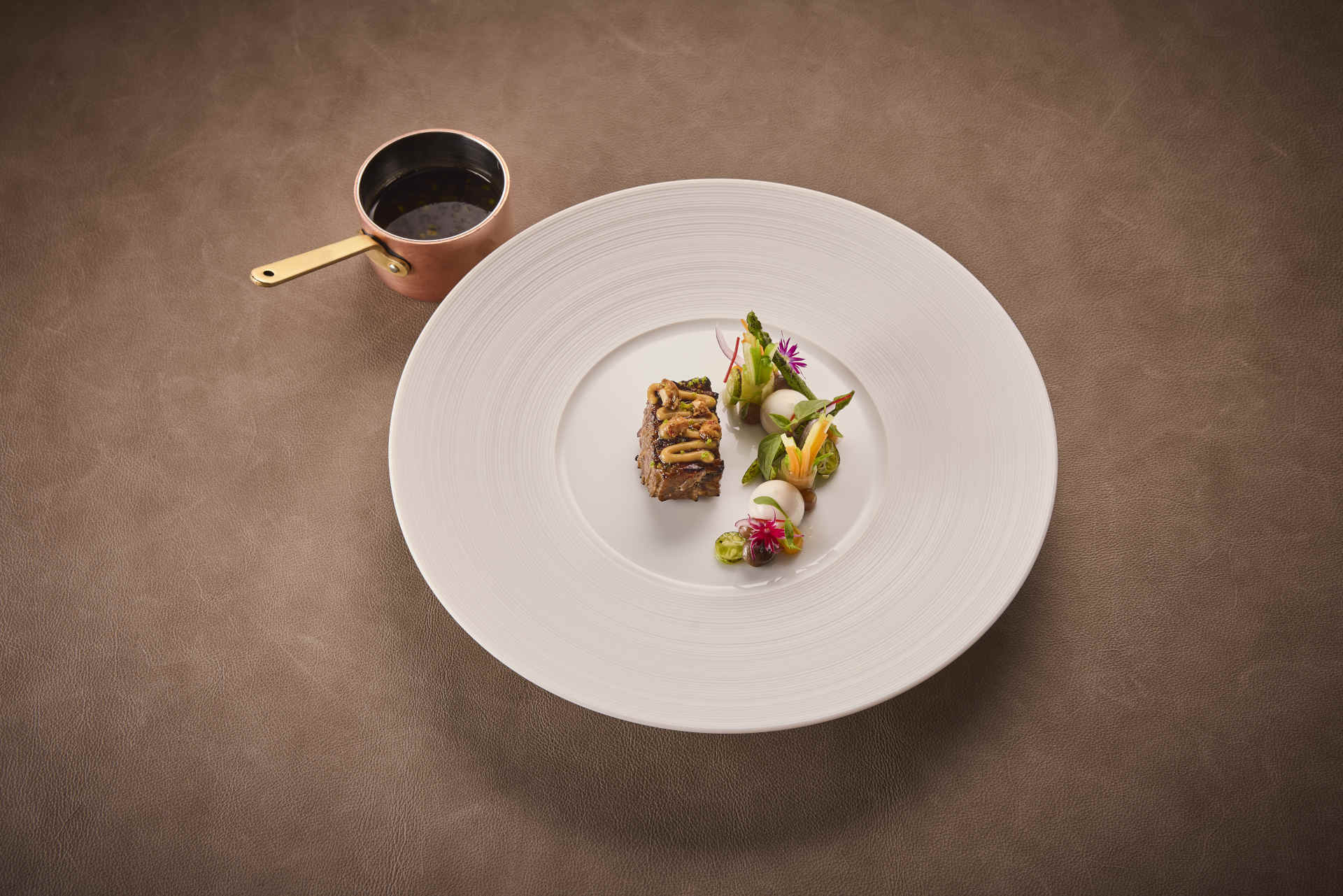 Thai Wagyu Beef, Erdnuss, Gurke, Curry