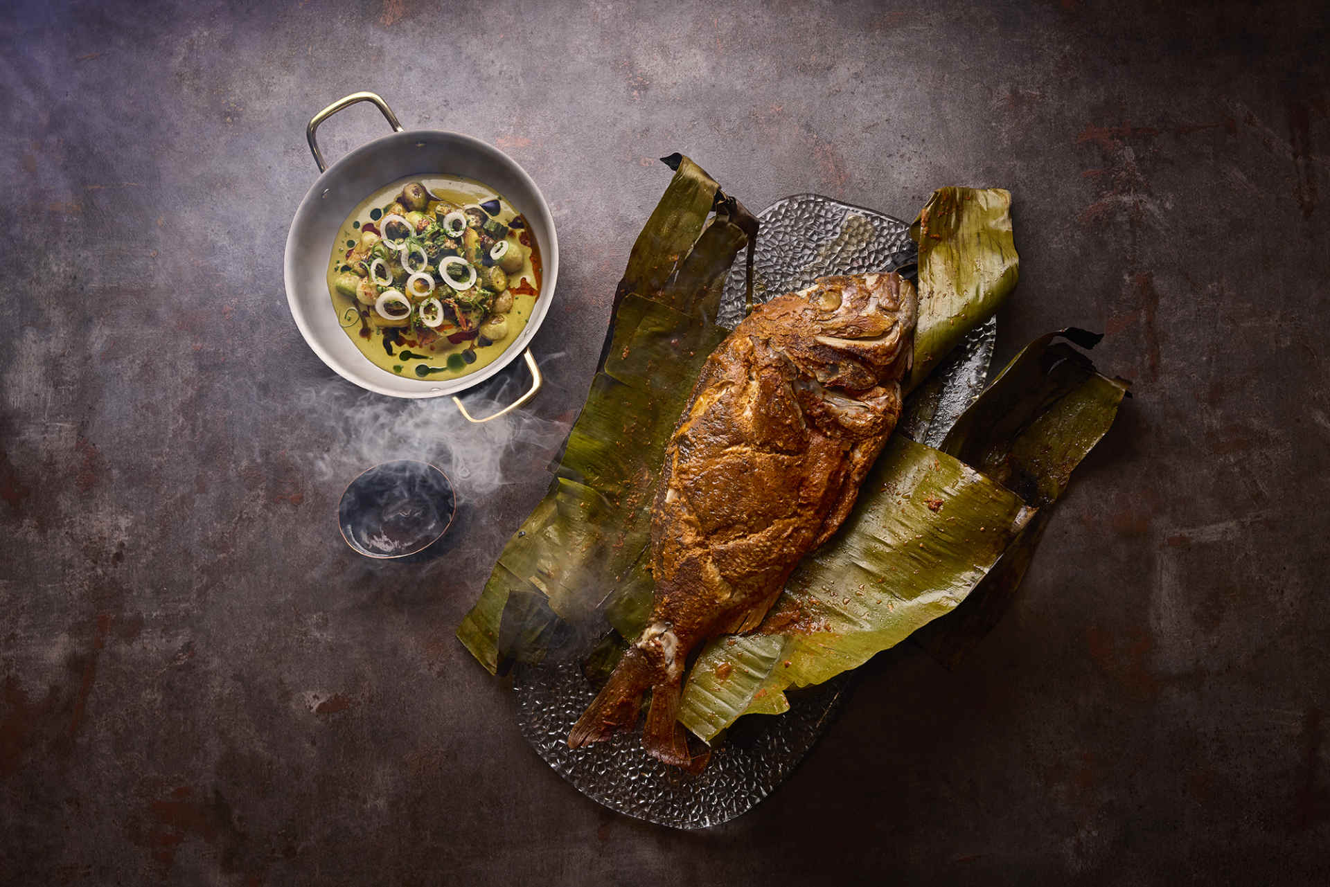 Red Snapper und Bananenblatt